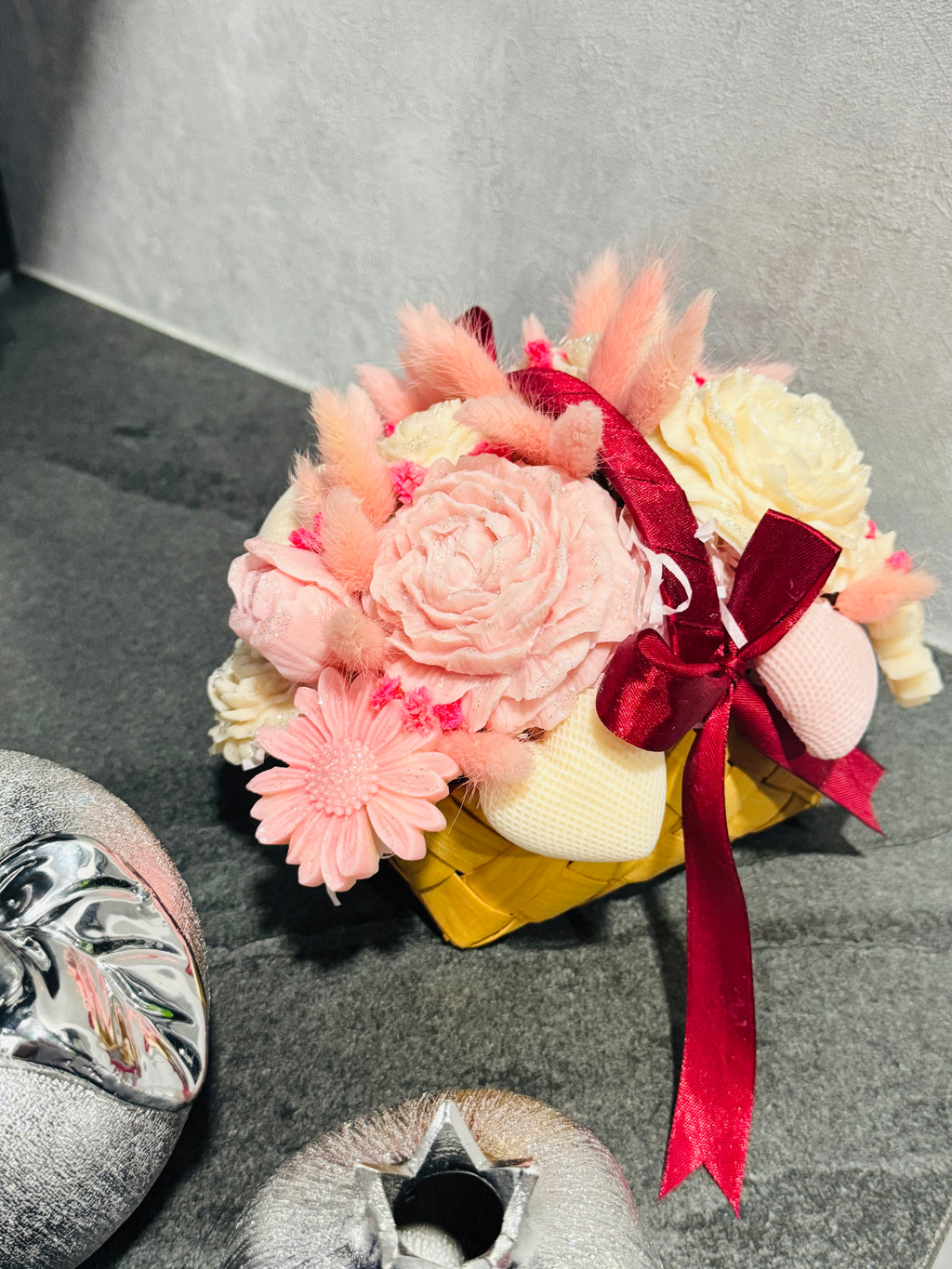 FLOWER BOUQUET ΣΕ ΚΑΛΑΘΑΚΙ